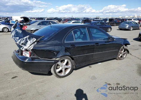 2006 Mercedes-Benz C 230 from USA, damaged, VIN WDBRF52H36E020081